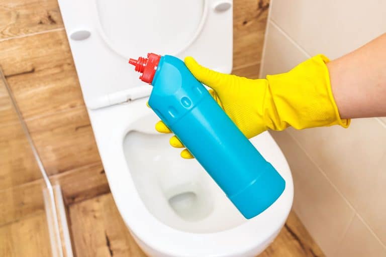 How to Make Your Own Toilet Bowl Cleaner